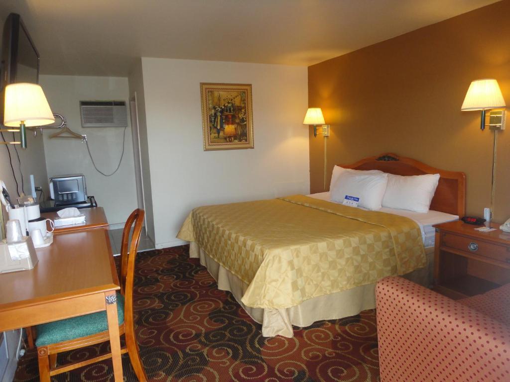 Americas Best Value Inn Santa Rosa, New Mexico Стая снимка